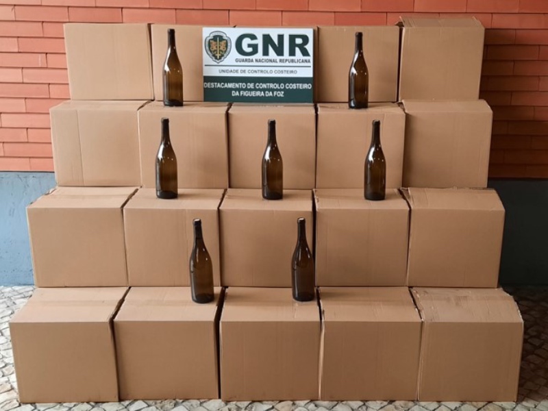 Mais de 600 garrafas de vinho verde apreendidas em Estarreja
