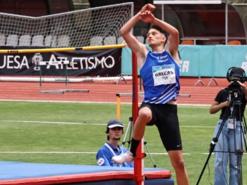 Pedro Correia conquistou segundo lugar no salto em altura em Pombal
