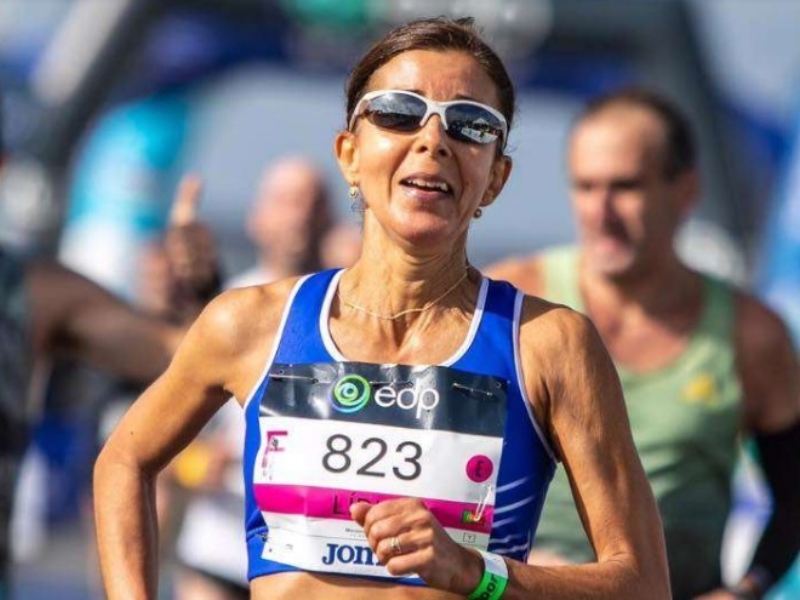 Nova atleta do GRECAS vence escalão F50 na Maratona do Porto