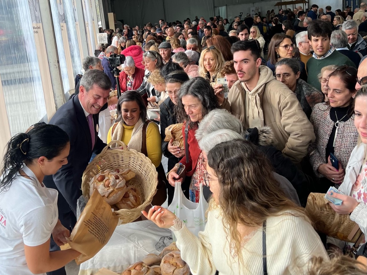 Município estima ter recebido a visita de 20 mil pessoas na 2ª edição da Festa do Pão do Vale de(...)