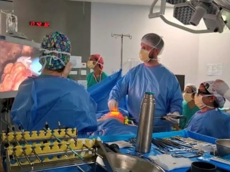 Aveiro: ULS da Região de Aveiro realizou a primeira mastectomia endoscópica poupadora de pele e mamilo com reconstrução imediata