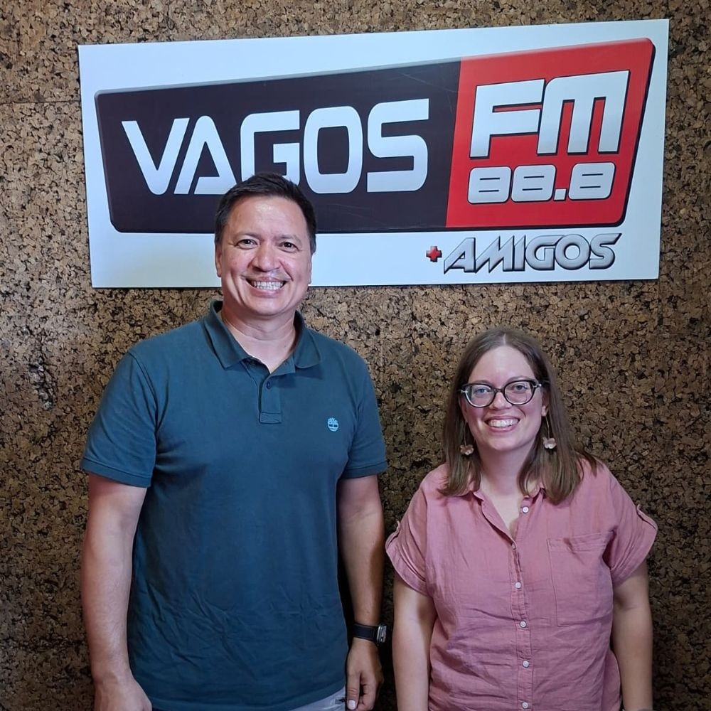 Um Café Com... Angelo Valente e Carolina Soares